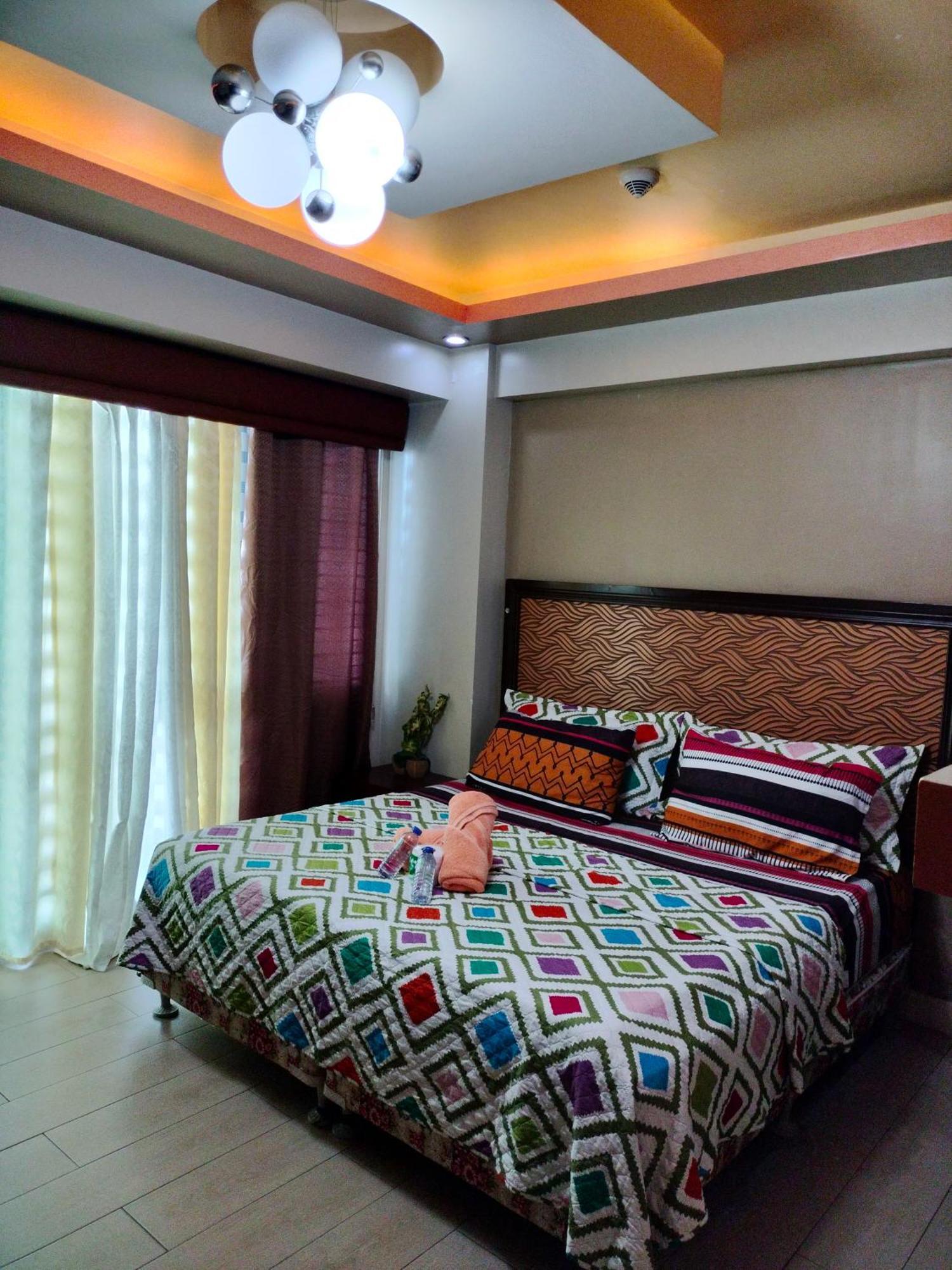 Condotel Near Airport Pasay Ngoại thất bức ảnh