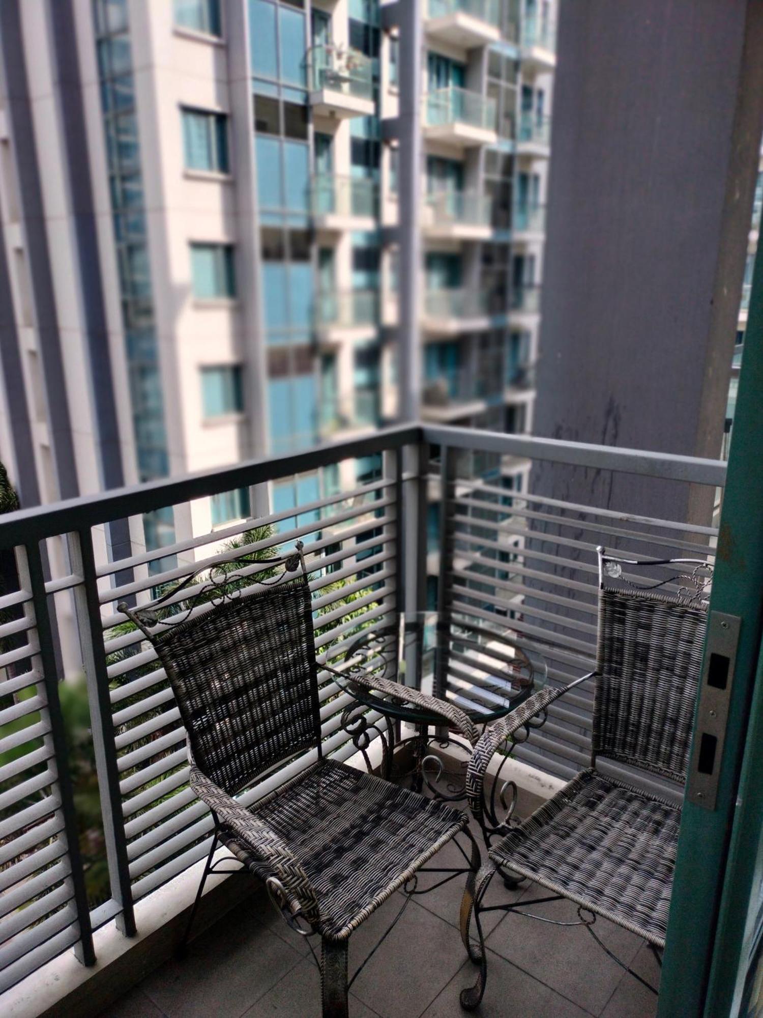 Condotel Near Airport Pasay Ngoại thất bức ảnh