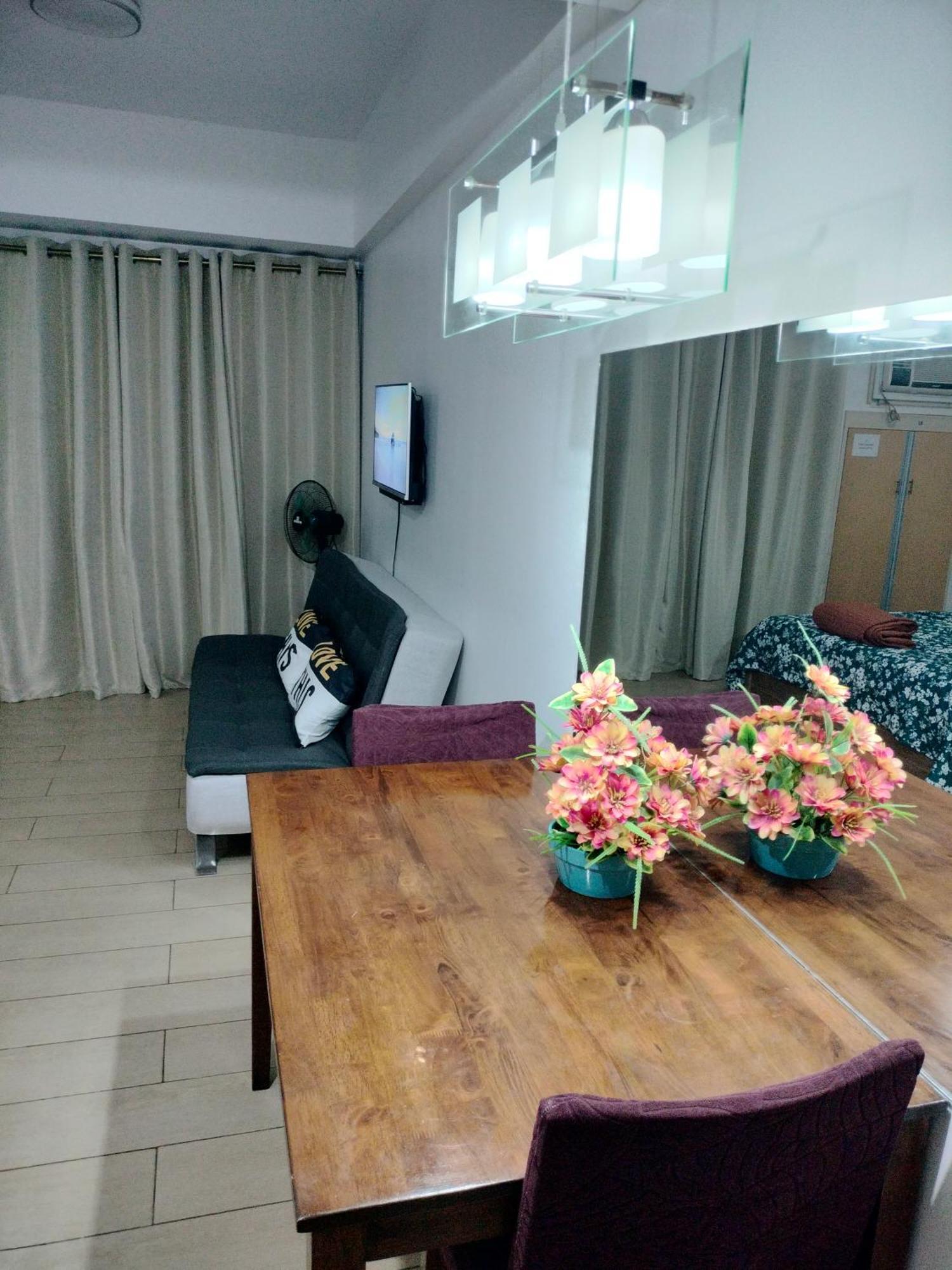 Condotel Near Airport Pasay Ngoại thất bức ảnh